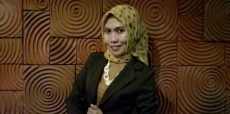 Iin Husni: Penyiar atau MC, Sama Enaknya!