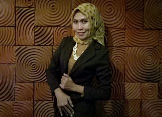 Iin Husni: Penyiar atau MC, Sama Enaknya!