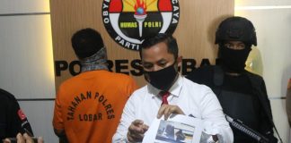 Polisi Tangkap Polisi Gadungan ‘Penipu Dollar’ di Senggigi