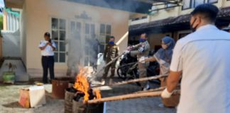 497,8 Gram Sabu dan Puluhan “HP” di Lombok Timur Dimusnahkan