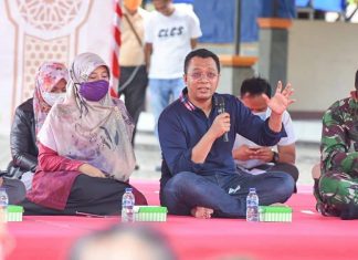 Kunjungan Ke Kecamatan Utan, Gubernur NTB Berbaur Dengan Masyarakat