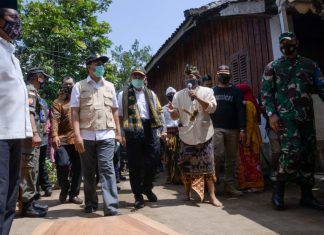 Menko PMK : Ada Kesulitan Ada Kemudahan