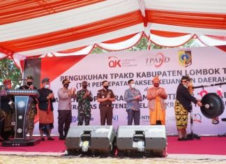 Pemkab Lombok Timur Memberantas Rentenir Melalui Kredit Tanpa Bunga