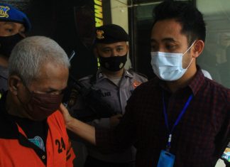 Ngaku Bisa Buka Aura, Malah Buka Aurat Anak di Bawah Umur