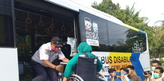 DAMRI Siapkan Bus Khusus Penyandang Disabilitas