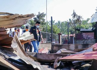 Pemprov Bantu Korban Kebakaran di Sigar Penjalin