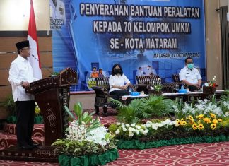 70 Pengusaha Mataram Terima Bantuan Alat Produksi