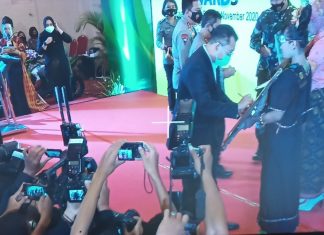 Gubernur : 1000 Mati karena Covid, 4000 Mati karena Takut