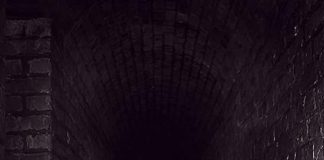 PETUALANGAN DUA ANTROPOLOG AUSTRALIA BERBURU LÉAK DI LOMBOK (Bagian 2)