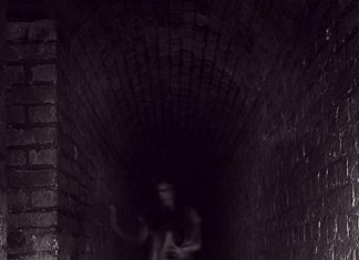 PETUALANGAN DUA ANTROPOLOG AUSTRALIA BERBURU LÉAK DI LOMBOK (Bagian 2)