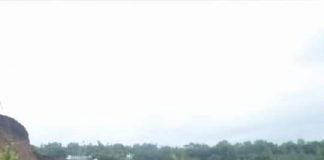 Baru Diperbaiki, Tebing Tanjakan Senggigi Longsor Lagi