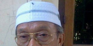 Bapak Enal Rensing Bat (Model Utama Bagi Orang Kalah)