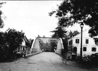 De Jangkok-Brug Ampenan