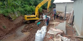 Kades Labuan Tereng Berharap Tanggul Permanen