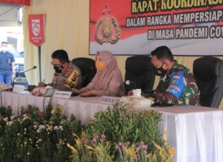 Sebelum Lebaran, Vaksinasi Lansia Tuntas