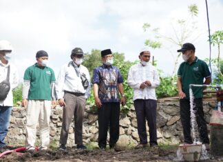 Warga Desa Pejaring Nikmati Sumur Bor