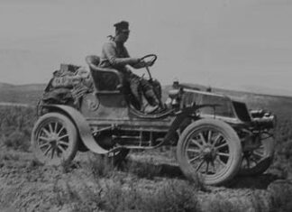 Perjalanan Mobil Pertama Melintasi Amerika Serikat