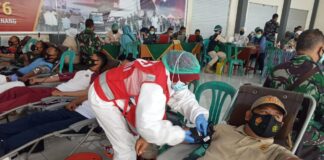 HUT ke 76, TNI Gelar Vaksinasi dan Donor Darah