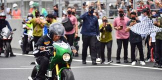 Pesta Para Kaya di Kampungku