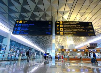 Indonesia Cabut Larangan Masuk Warga Asing dari 14 Negara