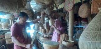 Geliat Usaha Kerajinan Gunungsari di Musim Pandemi