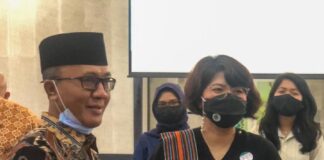 Aruna Senggigi Resort & Convention Terima Penghargaan Wajib Pajak Terbaik