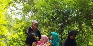 Bermain Sambil Belajar di TWA Kerandangan