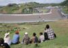 Wow! Gubernur Ajak Warga Nonton Gratis MotoGP dari Bukit Seger Mandalika