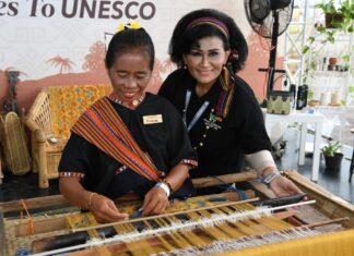 Berkah MotoGP Mandalika, Kain Tenun Sasak Diusulkan Jadi Warisan Budaya Dunia