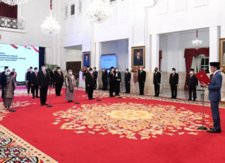 Presiden Lantik Anggota KPU dan Bawaslu Periode 2022-2027