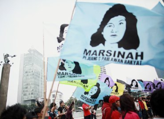 1993: Aktivis Buruh Marsinah Ditemukan Tewas Terbunuh