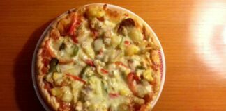 The Jayakarta Hotel Lombok: Beli Pizza Rp 80K Bisa Renang Dua Orang, Mau?