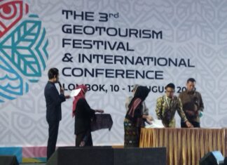 Tambora dan Rinjani Punya Cerita