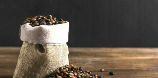 Sering Terjadi di Musim Hujan, Begini Cara Hilangkan Bau Apek Karena Lembab