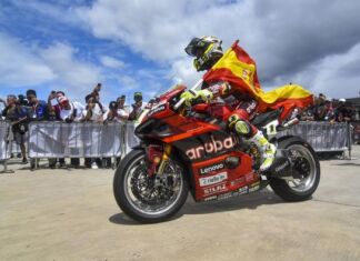 Alvaro Bautista Juarai WSBK Sirkuit Mandalika 2023