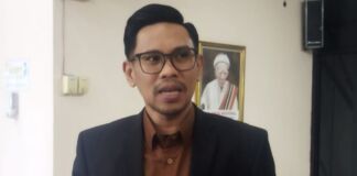 Masih Berduka, Farin Tunggu Arahan Pusat