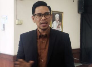 Masih Berduka, Farin Tunggu Arahan Pusat