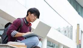 Pilih Project Atau Tuntaskan Kuliah?