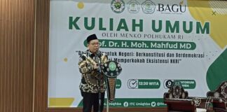 Beri Kuliah Umum di Uniqhba, Stafsus Mahfud MD Beberkan Kontribusi Santri untuk Negeri