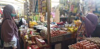 Harga Telur Merangkak Naik