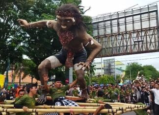 Meriah, Pawai Ogoh-ogoh Sambut Nyepi