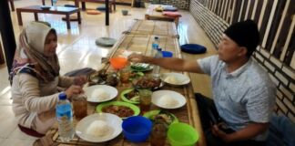 Kuliner di Loang Baloq “Rasa Pejabat Harga Rakyat”