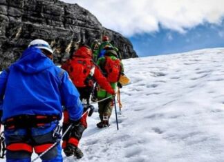 Gawat! Gletser di Puncak Cartenz Papua Makin Menipis
