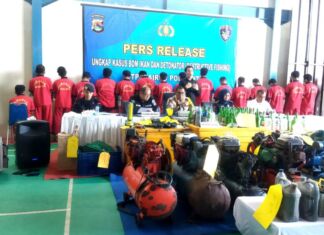 Ditpolairud Polda NTB Amankan 23 tersangka, 8 Perahu Motor dan 251 Detonator.