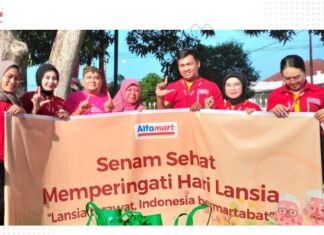 Alfamart Gelar Senam Ceria Bersama Lansia: Energi Positif dan Solidaritas Terpupuk