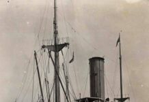 Kapal Mewah Van Der Wijk