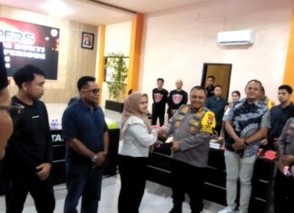 Polres Mataram Kembalikan 4 Mobil, 13 Motor, 16 HP dan Laptop