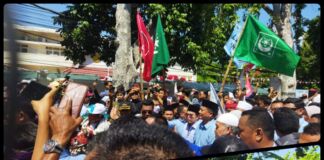 Lantunan Sholawat dan Atraksi Budaya Iringi Iqbal – Dinda ke KPU NTB. Dinda Ingin Bangun NTB Lebih Baik