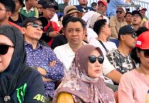 VIRAL: TGB dan Bang Zul Nonton Bareng MotoGP Mandalika. Netizen Kaitkan dengan Pilgub NTB 2024!