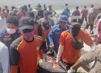 Fahrurrozi Ditemukan Meninggal Setelah Terseret Arus. Kakansar : Waspada Saat Cuaca Ekstrem